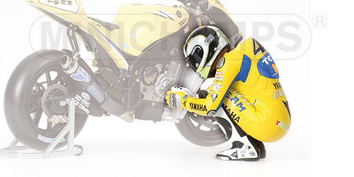 Rossi Figurine Sitting Moto GP 2006 (312060046) - Alphamodels