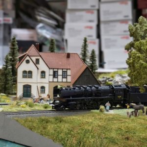 REVELL maquettes en plastique, peintures, accessoires pour le modélisme  Revell - L'atelier du train